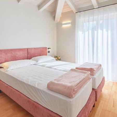 Residenza Ai Ferrari Apartment ริวาเดลการ์ดา ภายนอก รูปภาพ