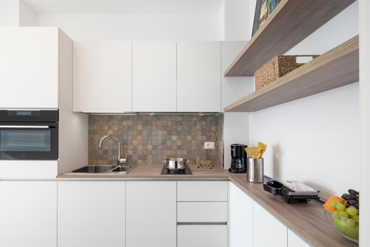Residenza Ai Ferrari Apartment ริวาเดลการ์ดา ภายนอก รูปภาพ