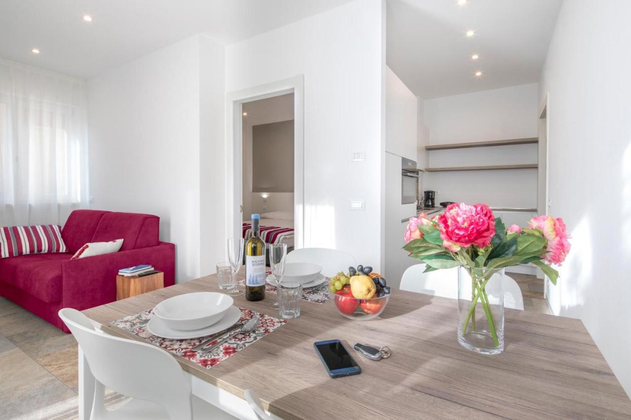 Residenza Ai Ferrari Apartment ริวาเดลการ์ดา ภายนอก รูปภาพ