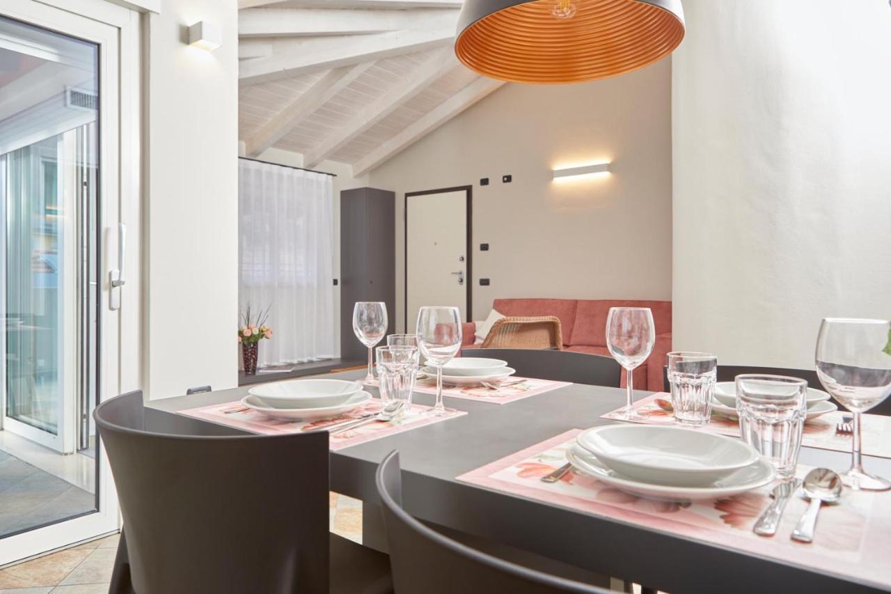 Residenza Ai Ferrari Apartment ริวาเดลการ์ดา ภายนอก รูปภาพ